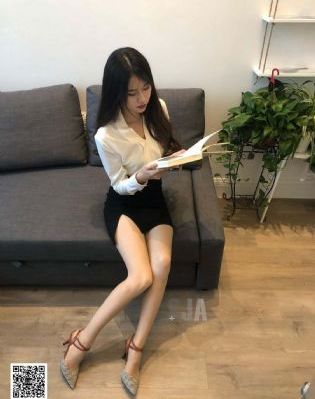楼上的女邻居在线观看