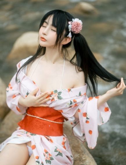 被女同学棉袜调教vk