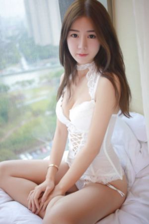 全黄h全肉打开双腿调教视频