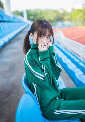 美女任你操