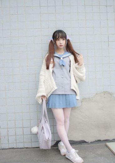 邻居家的妻子