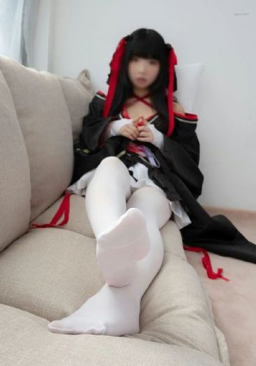 奇怪的她