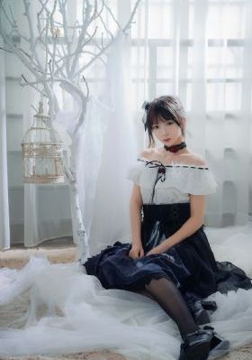 丰满的女教师2